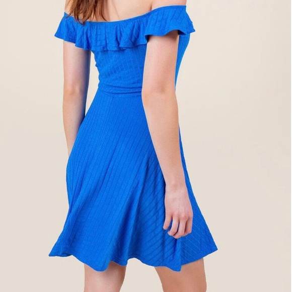 Beautiful Blue Ruffle Across The Shoulder Dress XS - Picture 3 of 8
